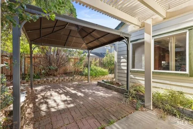 a view of a pathway of a building