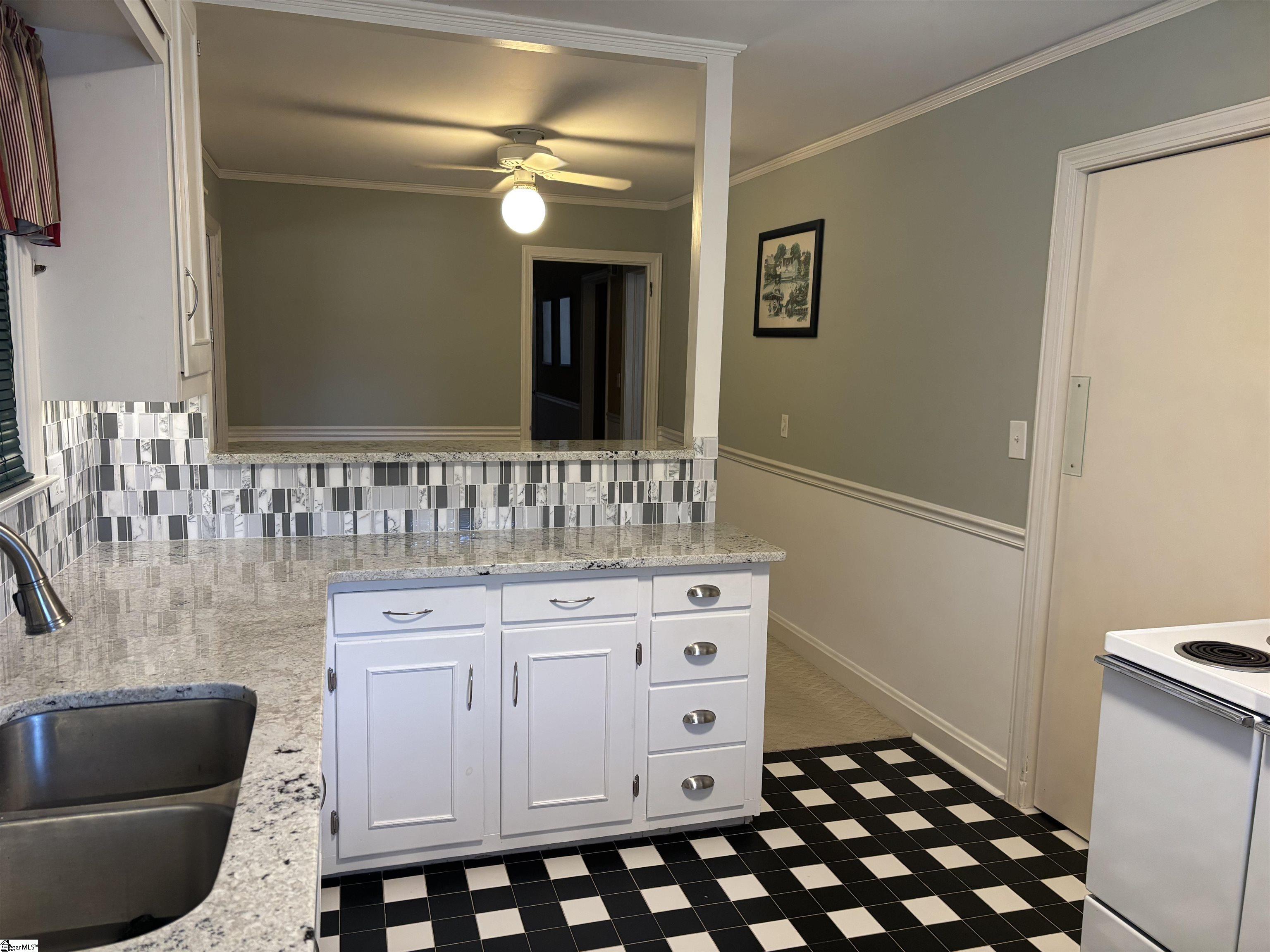 207 Alpine Way Greenville, SC 29609 - Photo 17 of 21