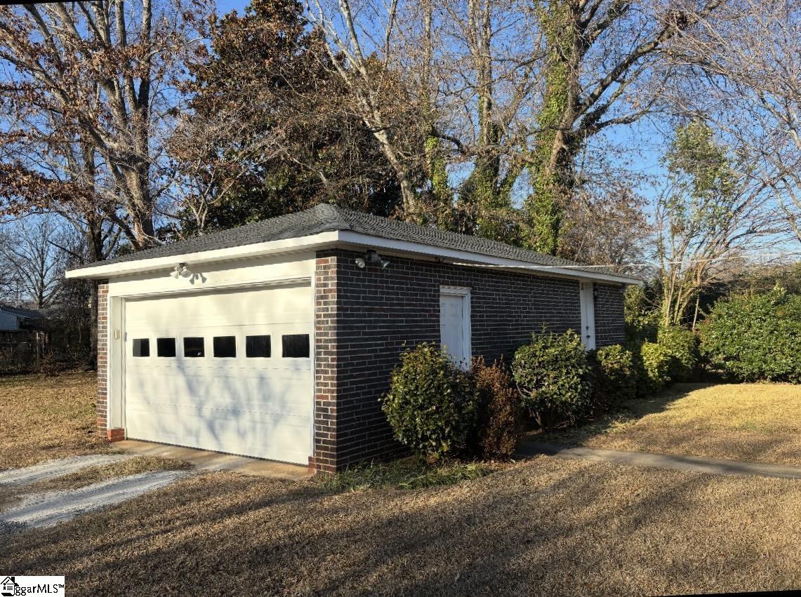 207 Alpine Way Greenville, SC 29609 - Photo 19 of 21