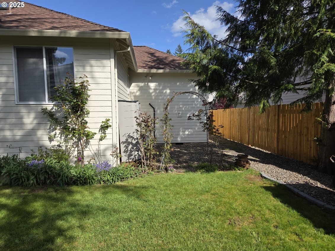 17265 Amber Lane Sandy, OR 97055 - Photo 27 of 46 a view of outdoor space and yard