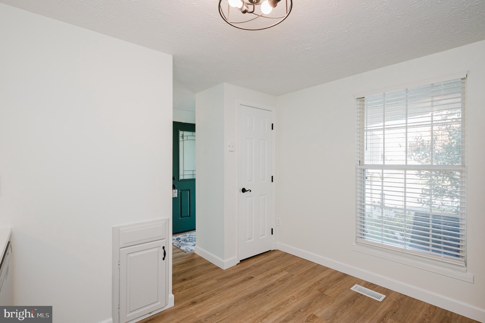 8522 Rhuddlan Road Nottingham, MD 21236 - Photo 7 of 42