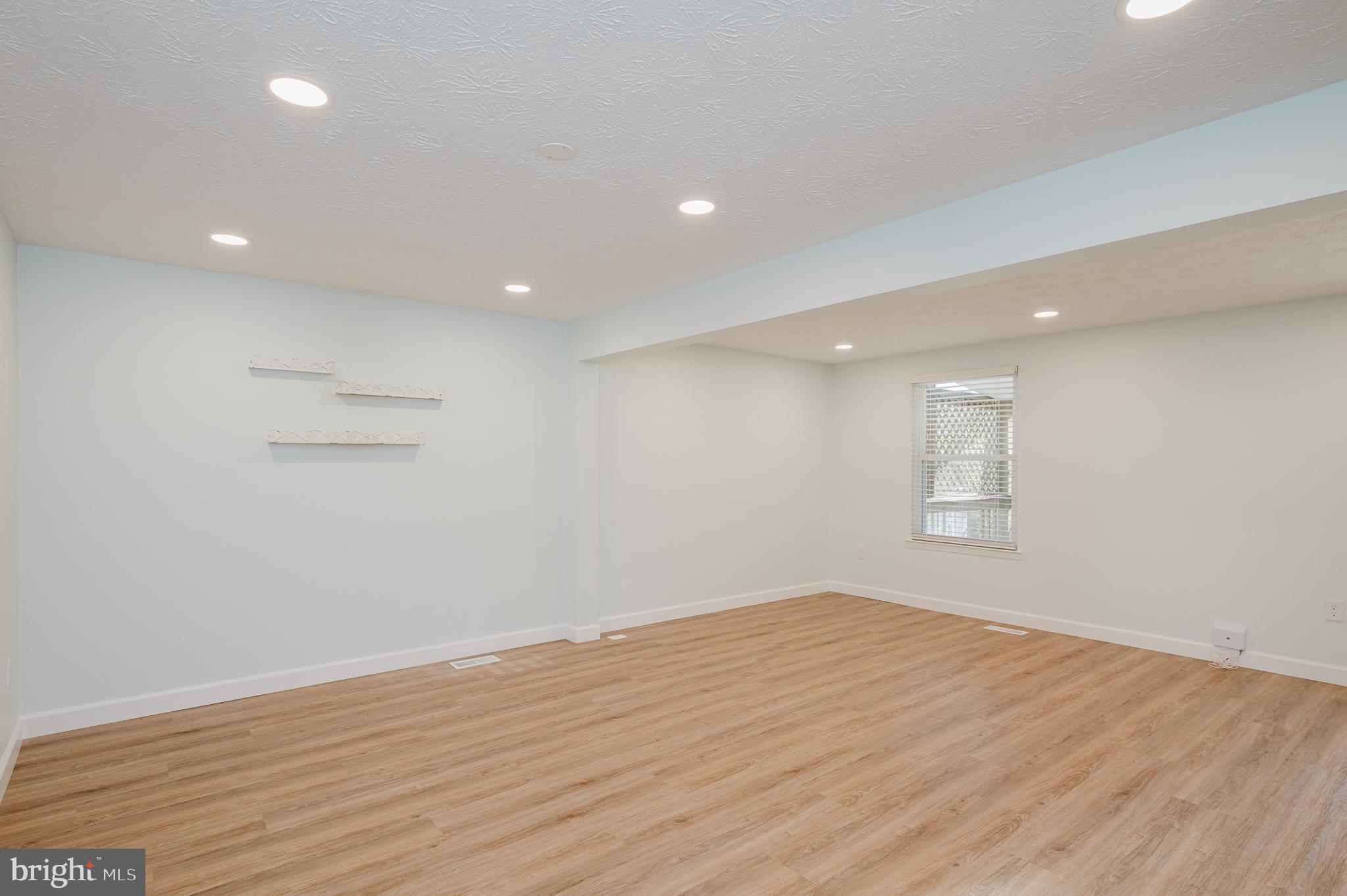 8522 Rhuddlan Road Nottingham, MD 21236 - Photo 9 of 42