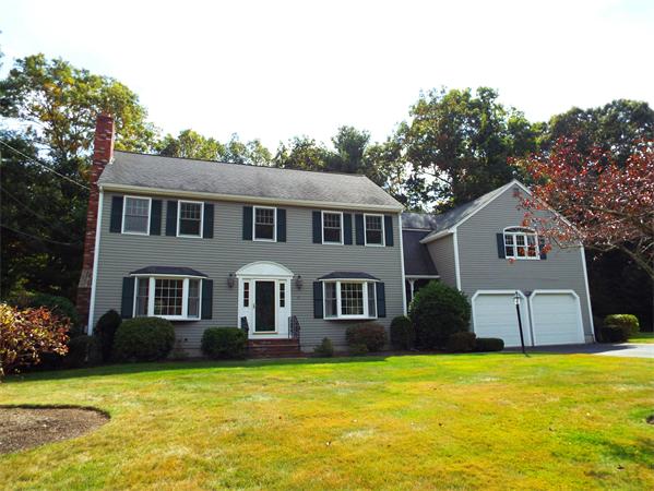 17 Juniper Road Franklin, MA 02038 - Photo 1 of 29 Gallery Image 1