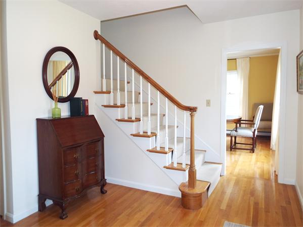 17 Juniper Road Franklin, MA 02038 - Photo 2 of 29 Gallery Image 2