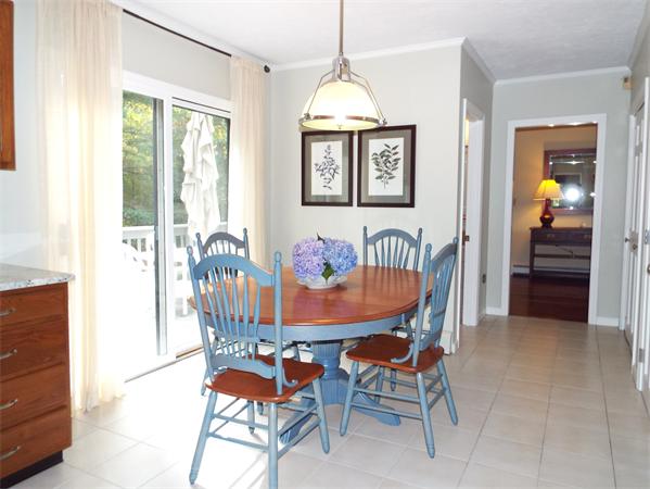 17 Juniper Road Franklin, MA 02038 - Photo 8 of 29 Gallery Image 8