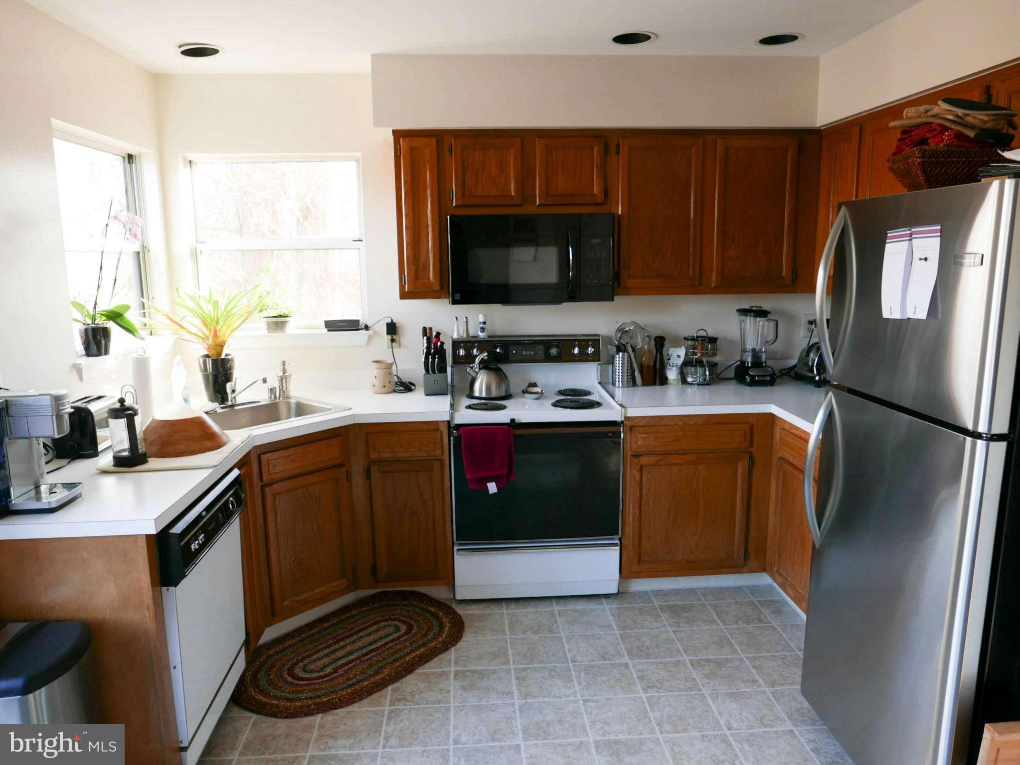 9507 Clocktower Lane Columbia, MD 21046 - Photo 9 of 9 Kitchen