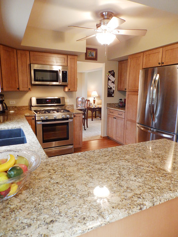 2169 Savannah Road Elgin, IL 60123 - Photo 7 of 25