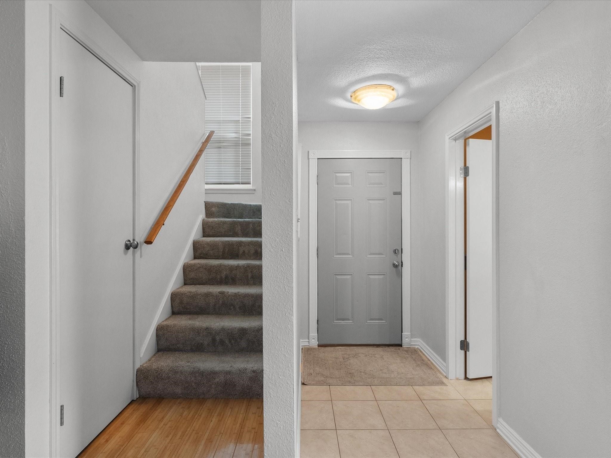 18515 Egret Bay Boulevard, Unit 1101 Webster, TX 77058 - Photo 11 of 30 a view of entryway with wooden floor