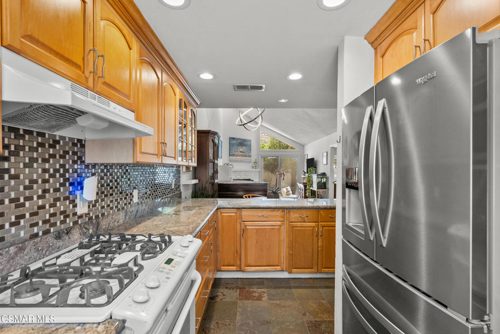 6408 Katherine Road, Unit D Simi Valley, CA 93063 - Photo 15 of 37 Gallery Image 15
