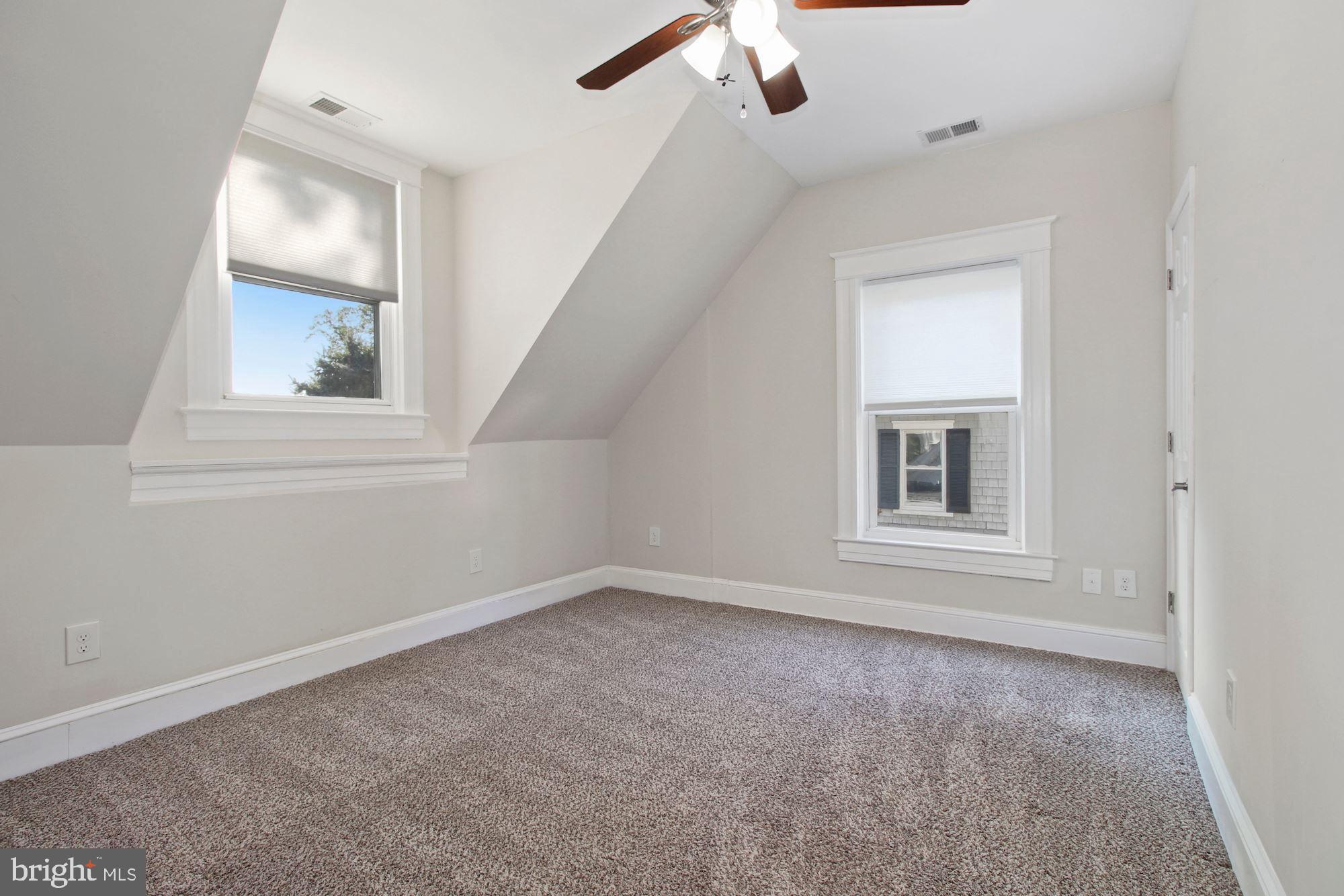 6114 Ridgeview Avenue Baltimore, MD 21206 - Photo 13 of 23 Gallery Image 13