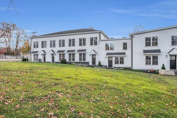 a view of a house with a big yard