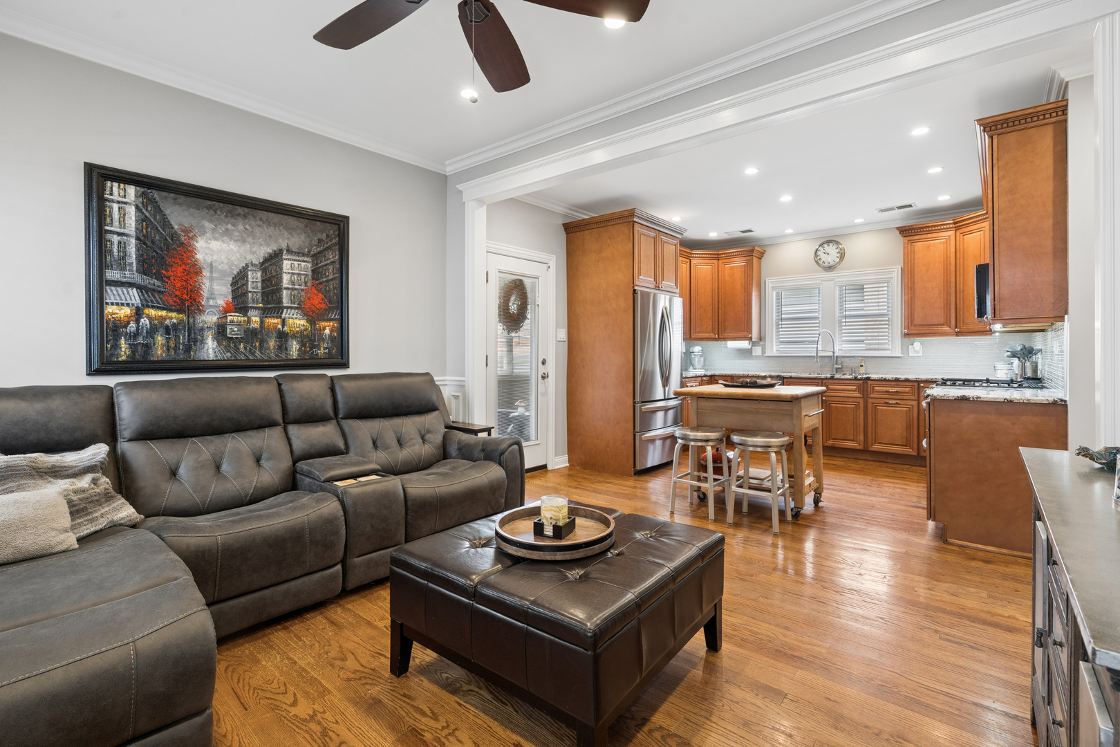 5305 West Addison Street Chicago, IL 60641 - Photo 12 of 41