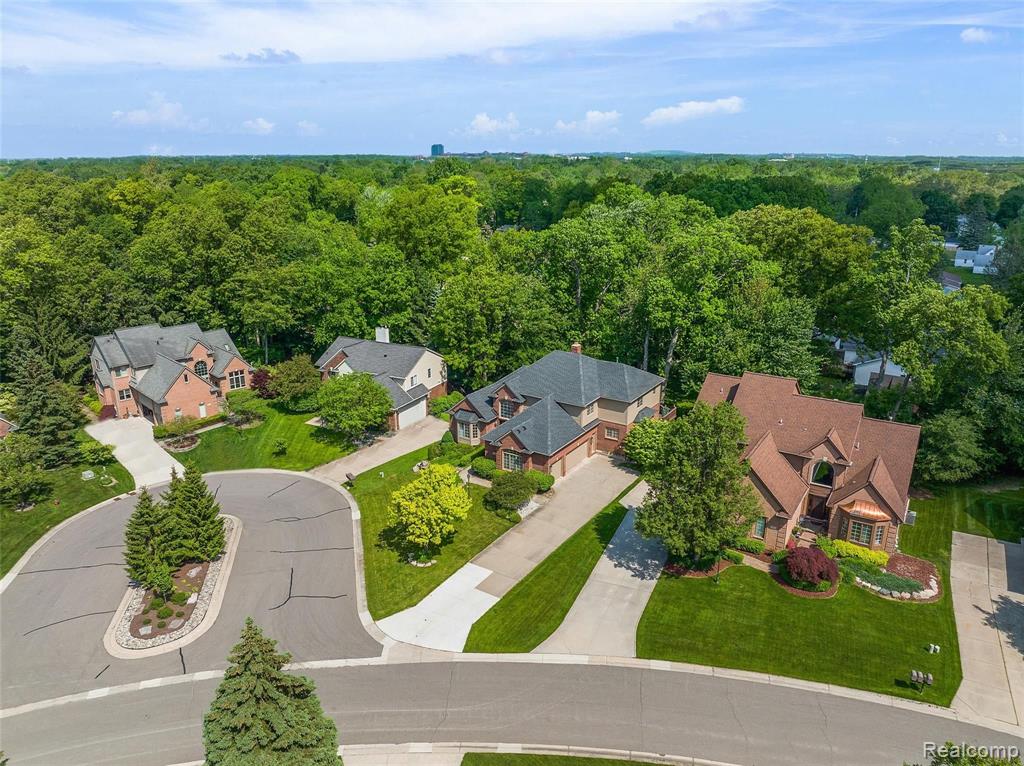 3501 Warwick Drive Rochester Hills, MI 48309 - Photo 62 of 67