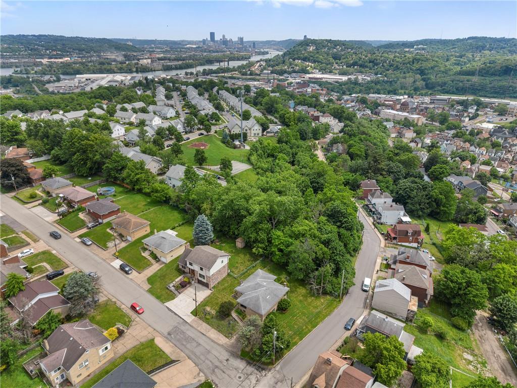 200 Erwin Place McKees Rocks, PA 15136 - Photo 28 of 31