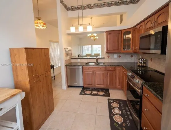 $2,600 | 1016 Via Jardin, Unit 1016, Riviera Beach, FL 33418