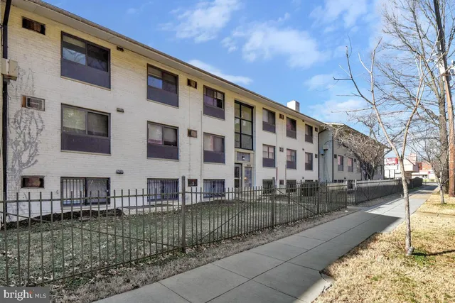 $83,500 | 3103 Naylor Road Southeast, Unit 304, Washington, DC 20020