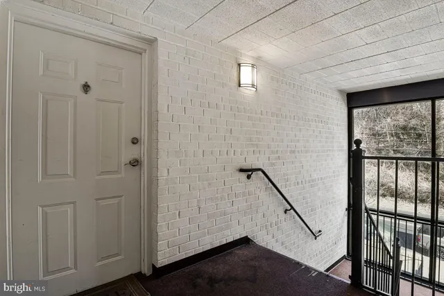 $83,500 | 3103 Naylor Road Southeast, Unit 304, Washington, DC 20020