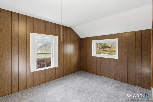 $2,500 | 76 Skinner Street, East Hampton, CT 06424