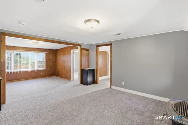 $2,500 | 76 Skinner Street, East Hampton, CT 06424