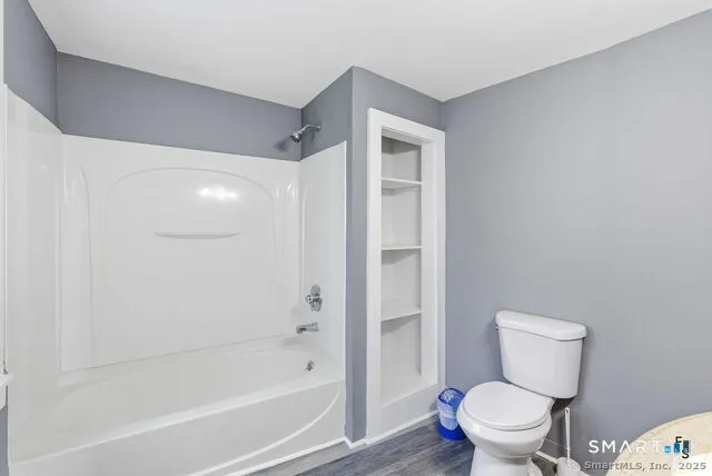 $2,500 | 76 Skinner Street, East Hampton, CT 06424