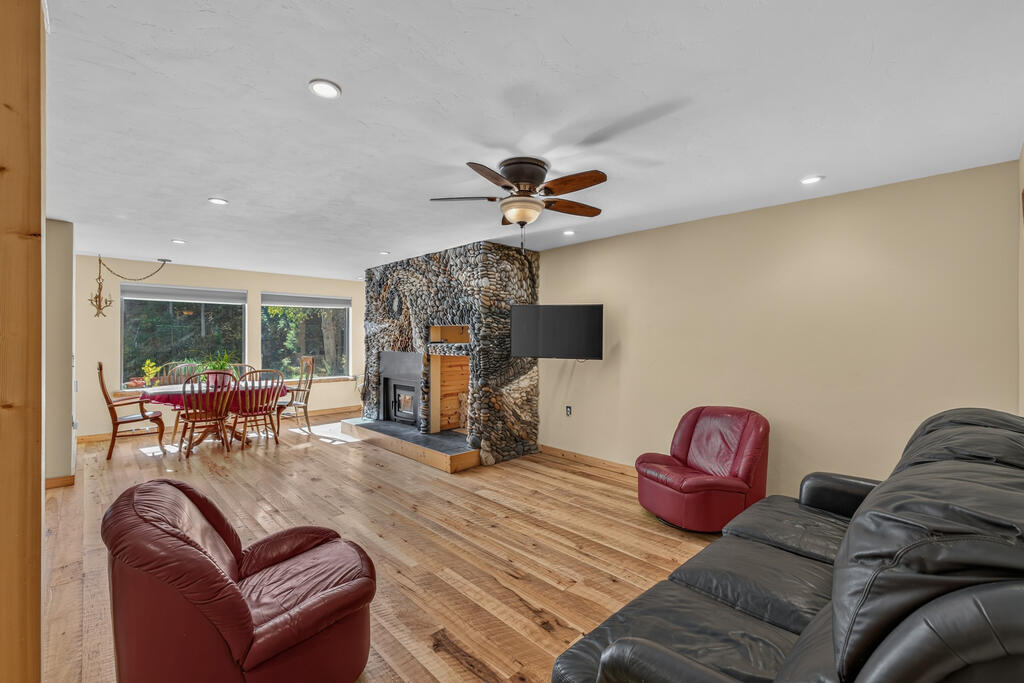 302 Mather Road, Unit C9 McCall, ID 83638 - Photo 12 of 32 Gallery Image 12