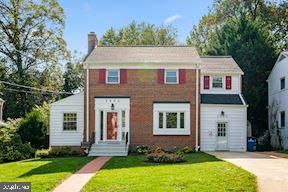 $829,000 | 5806 Massachusetts Avenue, Bethesda, MD 20816