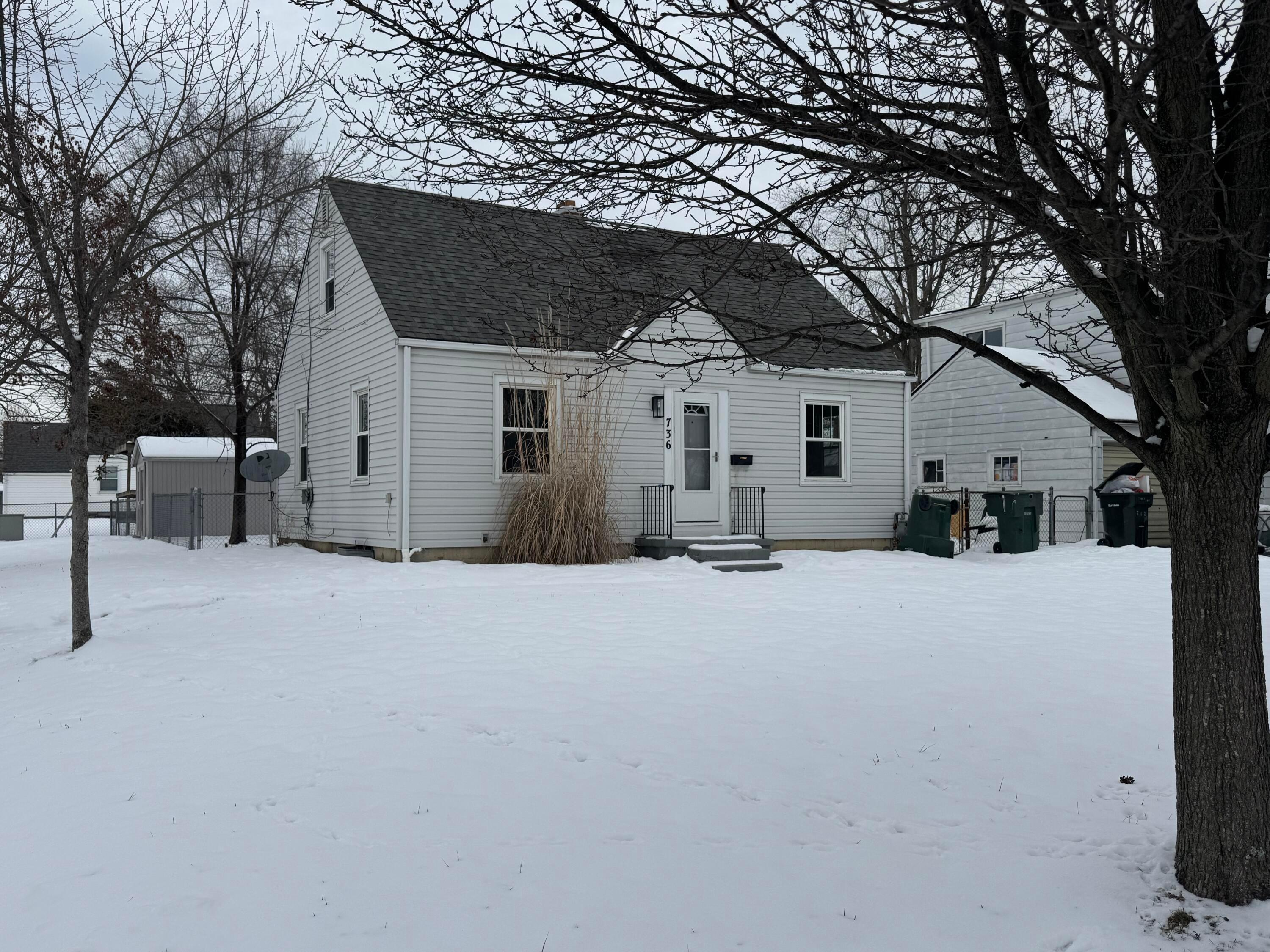 736 Tibet Road Columbus, OH 43211 - Photo 2 of 10 IMG_5579