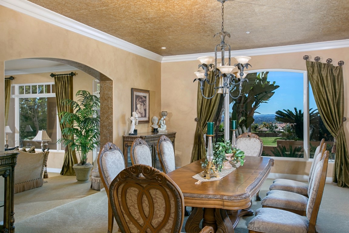 7546 Vista Rancho Court Rancho Santa Fe, CA 92091 - Photo 4 of 13