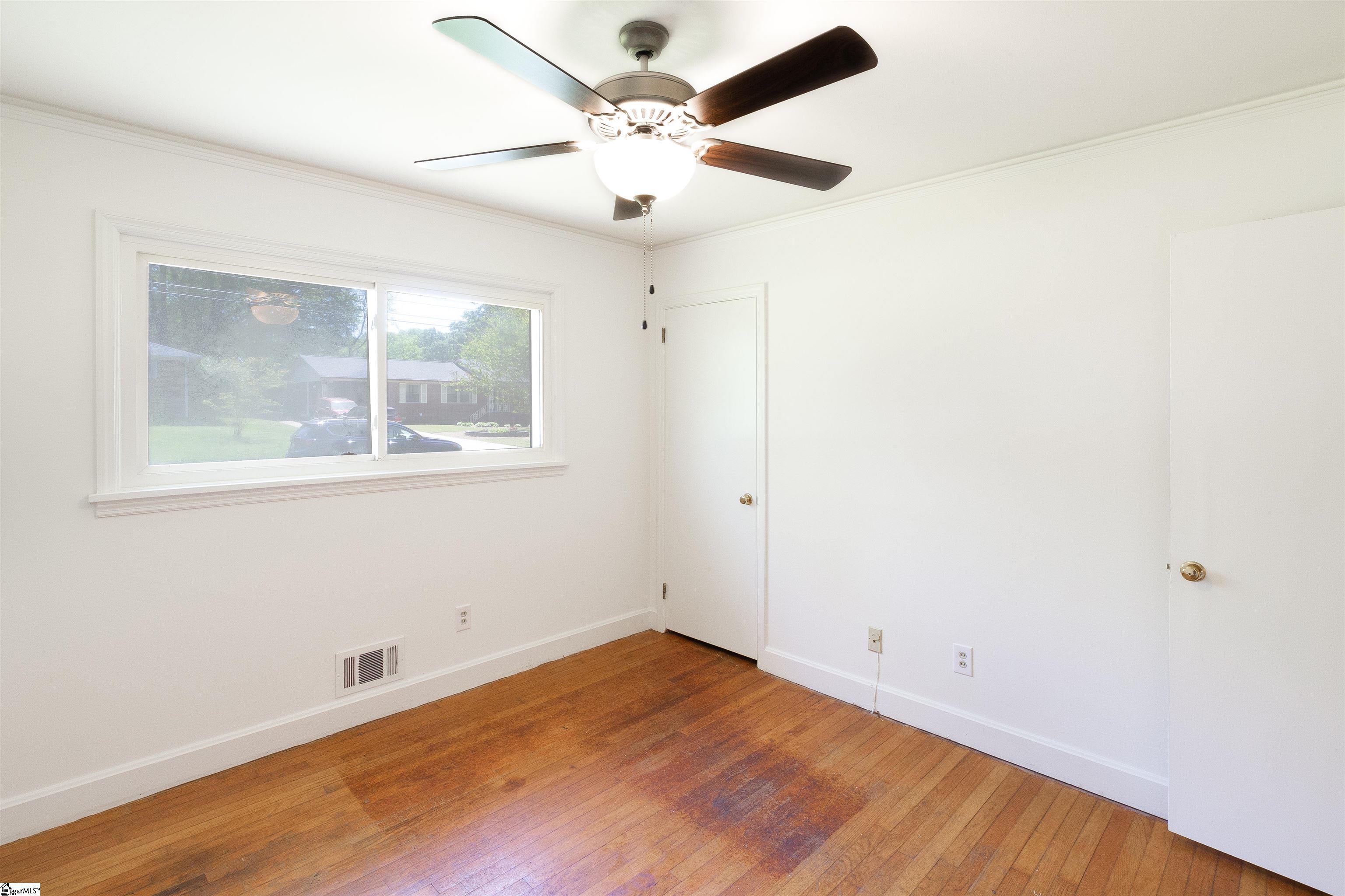 111 Ridge Springs Road Taylors, SC 29687 - Photo 14 of 32 Gallery Image 14