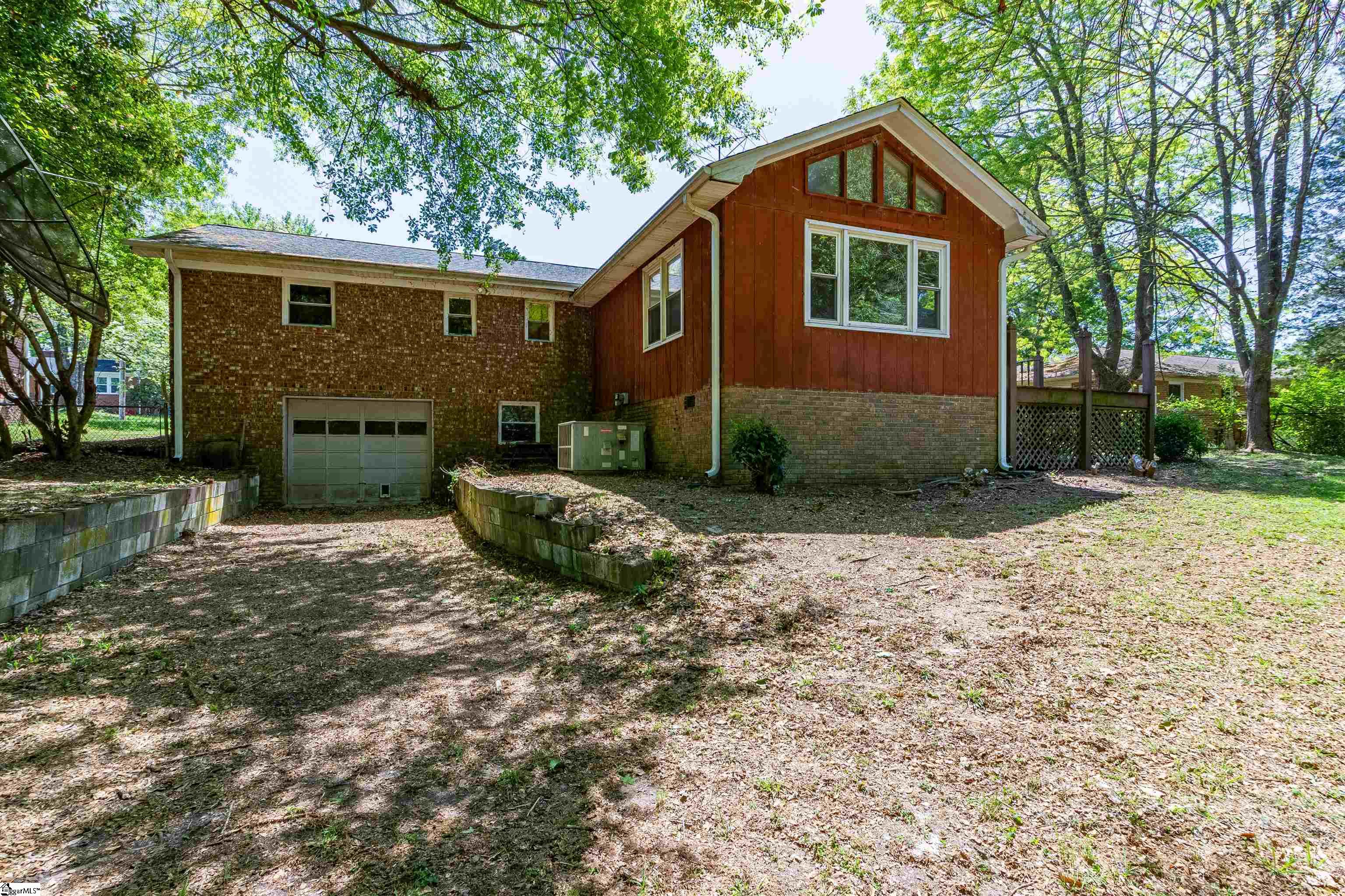 111 Ridge Springs Road Taylors, SC 29687 - Photo 25 of 32 Gallery Image 25