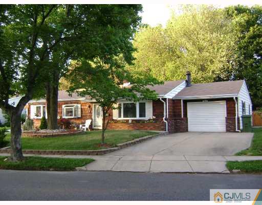 47 Cambridge Road Edison, NJ 08817 - Photo 2 of 10