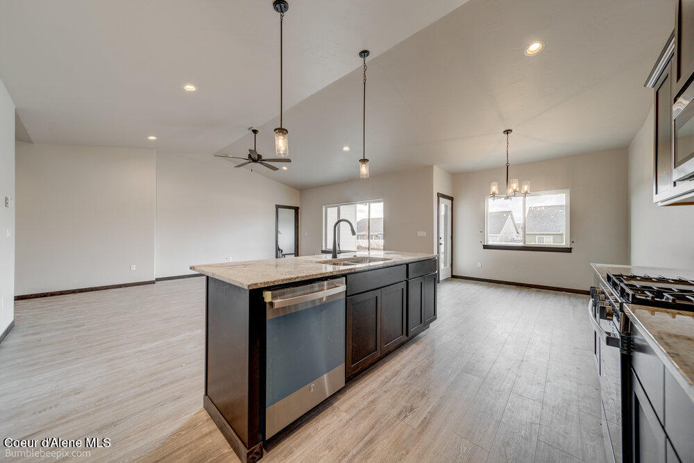 2671 North Neptune Street Post Falls, ID 83854 - Photo 12 of 23 073_bb193459-16_437