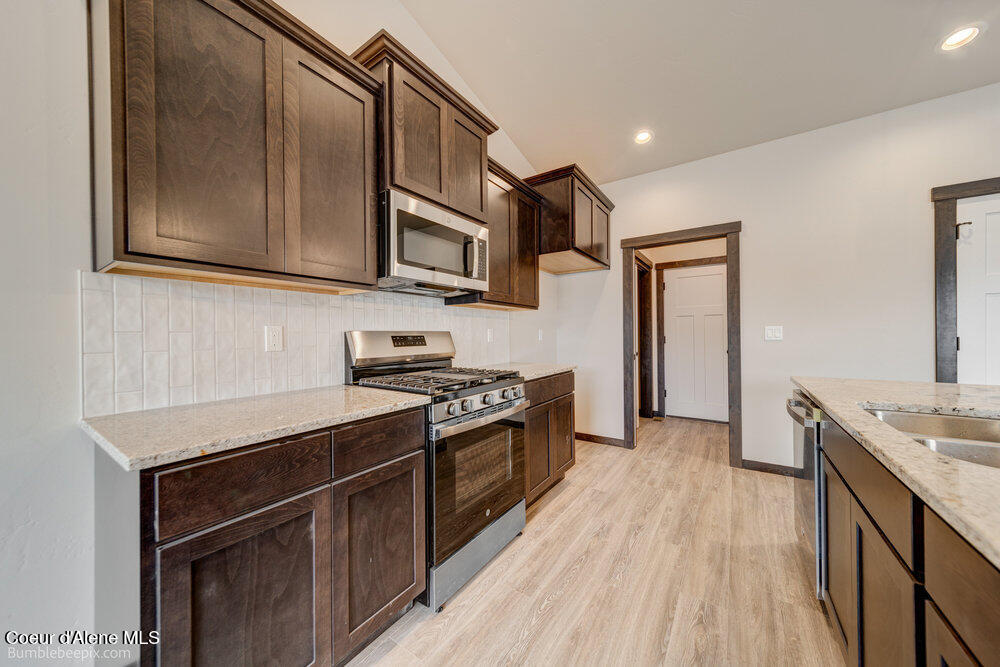 2671 North Neptune Street Post Falls, ID 83854 - Photo 13 of 23 074_bb193459-17_426