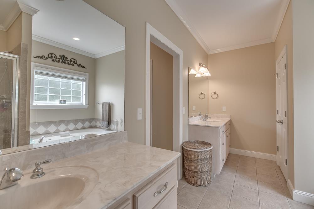 3465 Sulphur Springs Road Murfreesboro, TN 37129 - Photo 16 of 30 Separate Tall Vanities in Master Bath.