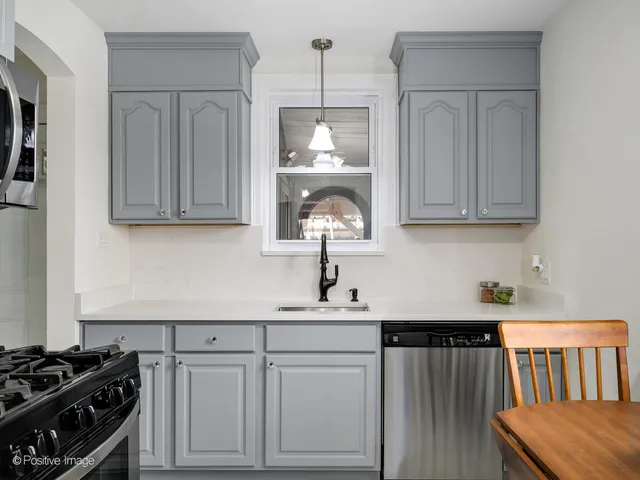 $499,900 | 6057 West Melrose Street, Chicago, IL 60634