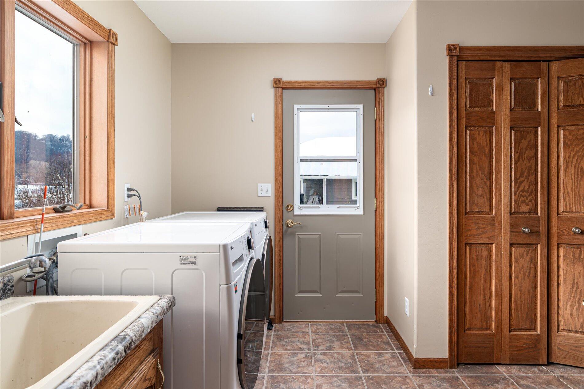 203 Eagles Bluff Road La Crescent, MN 55947 - Photo 14 of 45 02-203 Eagles Bluff Rd LaCrescent--4