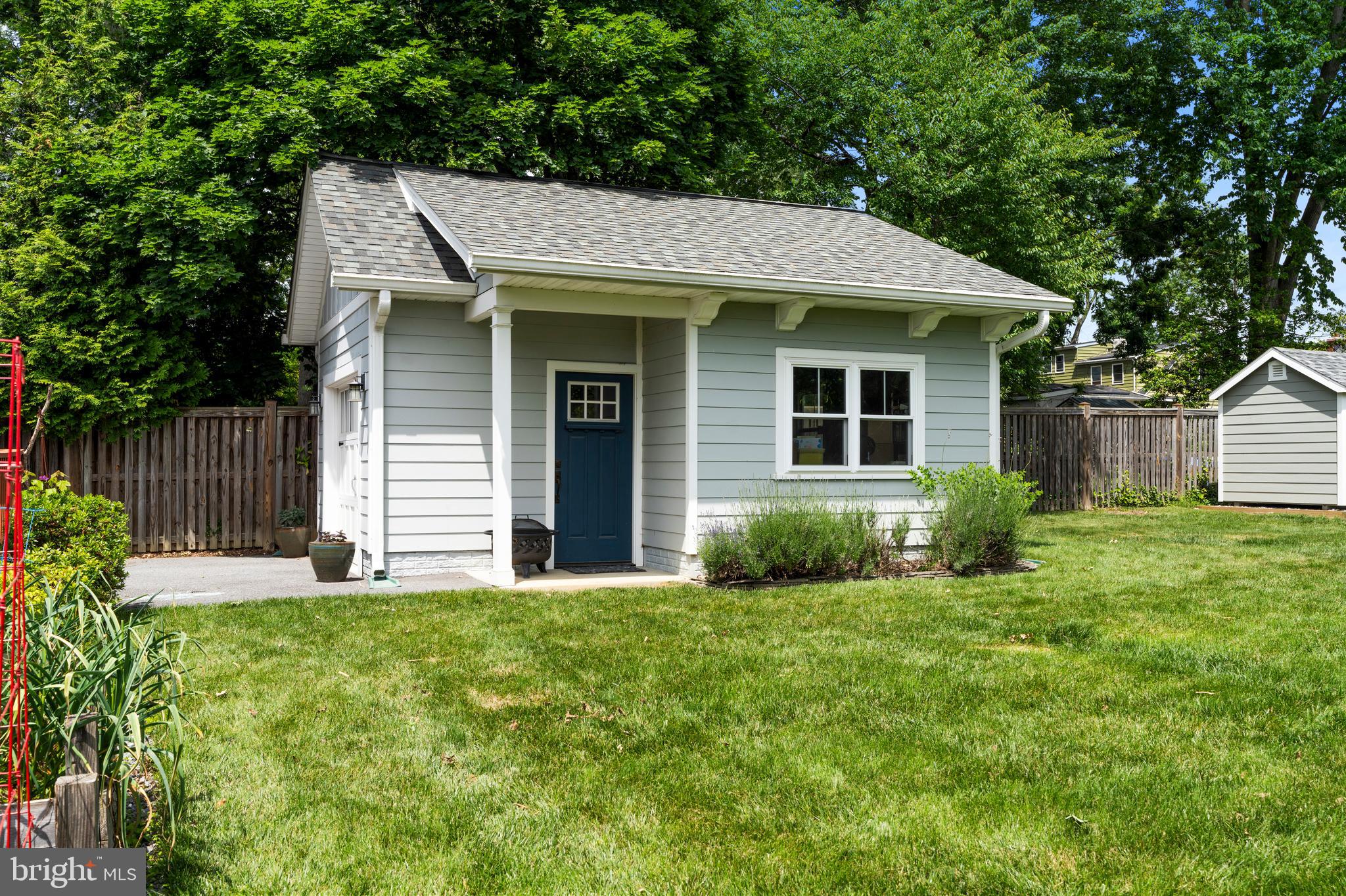 2107 Oak Lodge Road Baltimore, MD 21228 - Photo 41 of 50 Garage