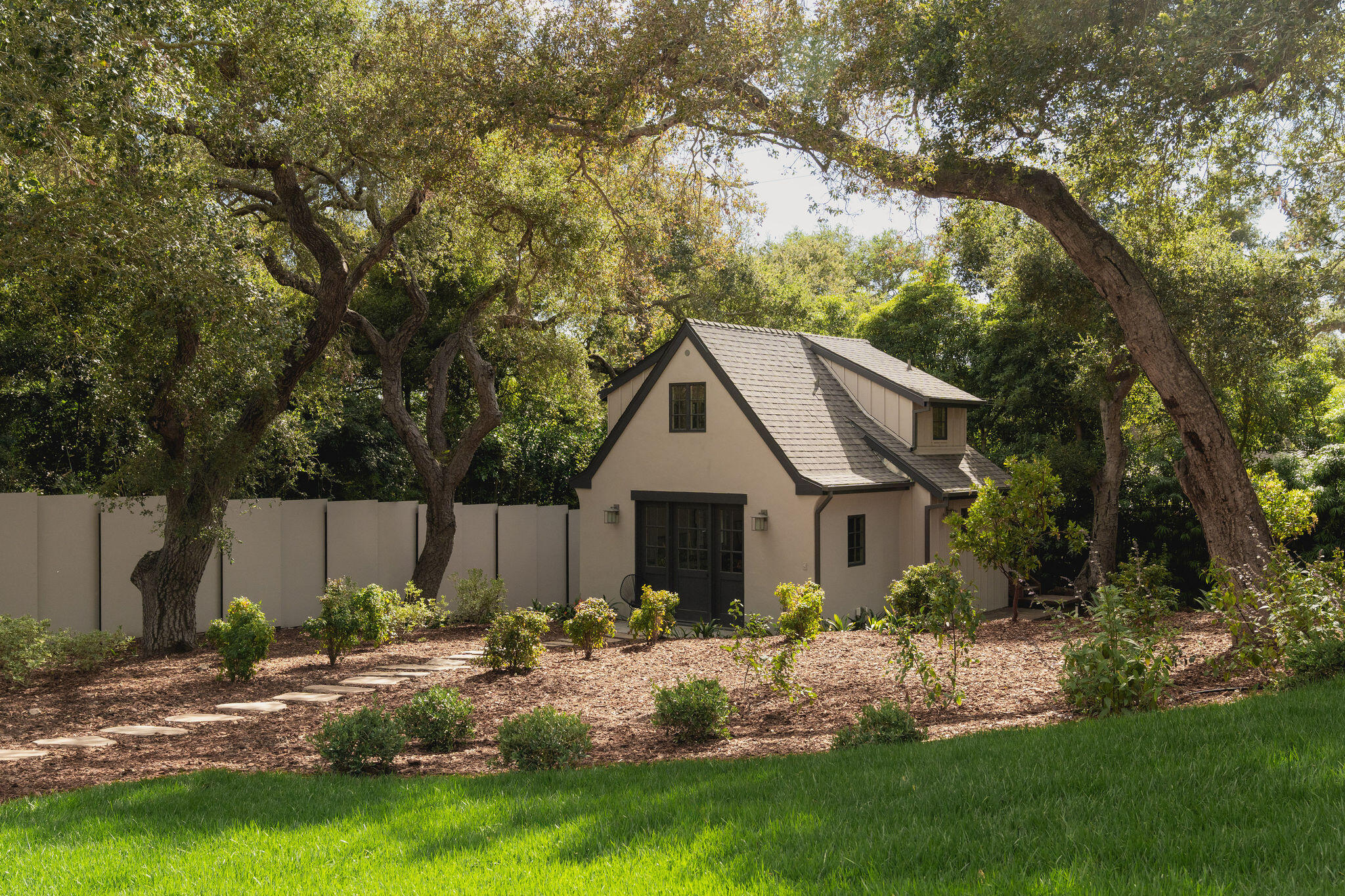 850 Rockbridge Road Montecito, CA 93108 - Photo 23 of 29 Art Studio