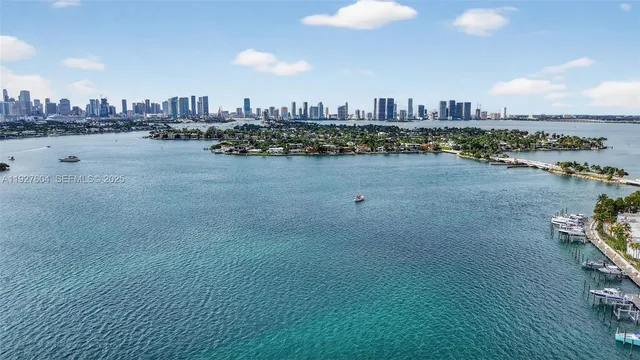 $8,750 | 11 Island Avenue, Unit 1212, Miami Beach, FL 33139