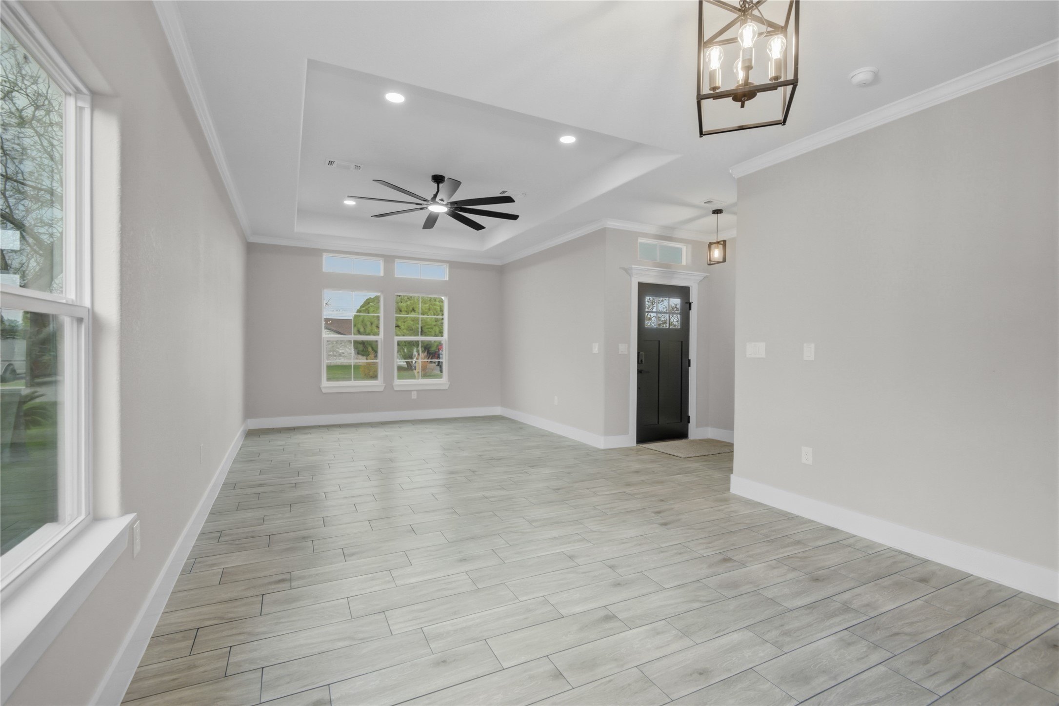 1409 N Avenue South Freeport, TX 77541 - Photo 11 of 33