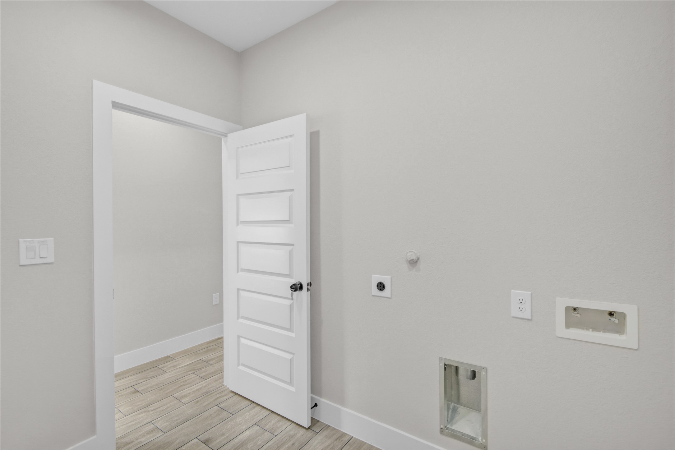 1409 N Avenue South Freeport, TX 77541 - Photo 22 of 33