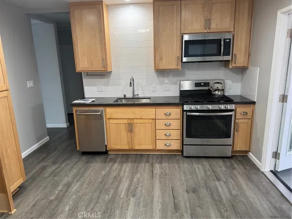 $3,200 | 17531 San Jose Street, Granada Hills, CA 91344