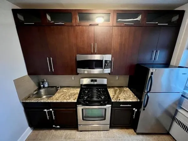$2,490 | 1026 Washington Street, Unit 5R, Hoboken, NJ 07030