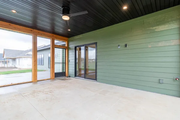 $699,900 | 3235 Bella Terra Road Northeast, Rochester, MN 55906