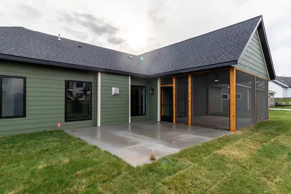 $699,900 | 3235 Bella Terra Road Northeast, Rochester, MN 55906