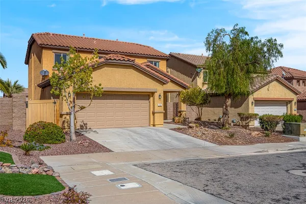 $525,000 | 112 Newmiller Street, Henderson, NV 89002