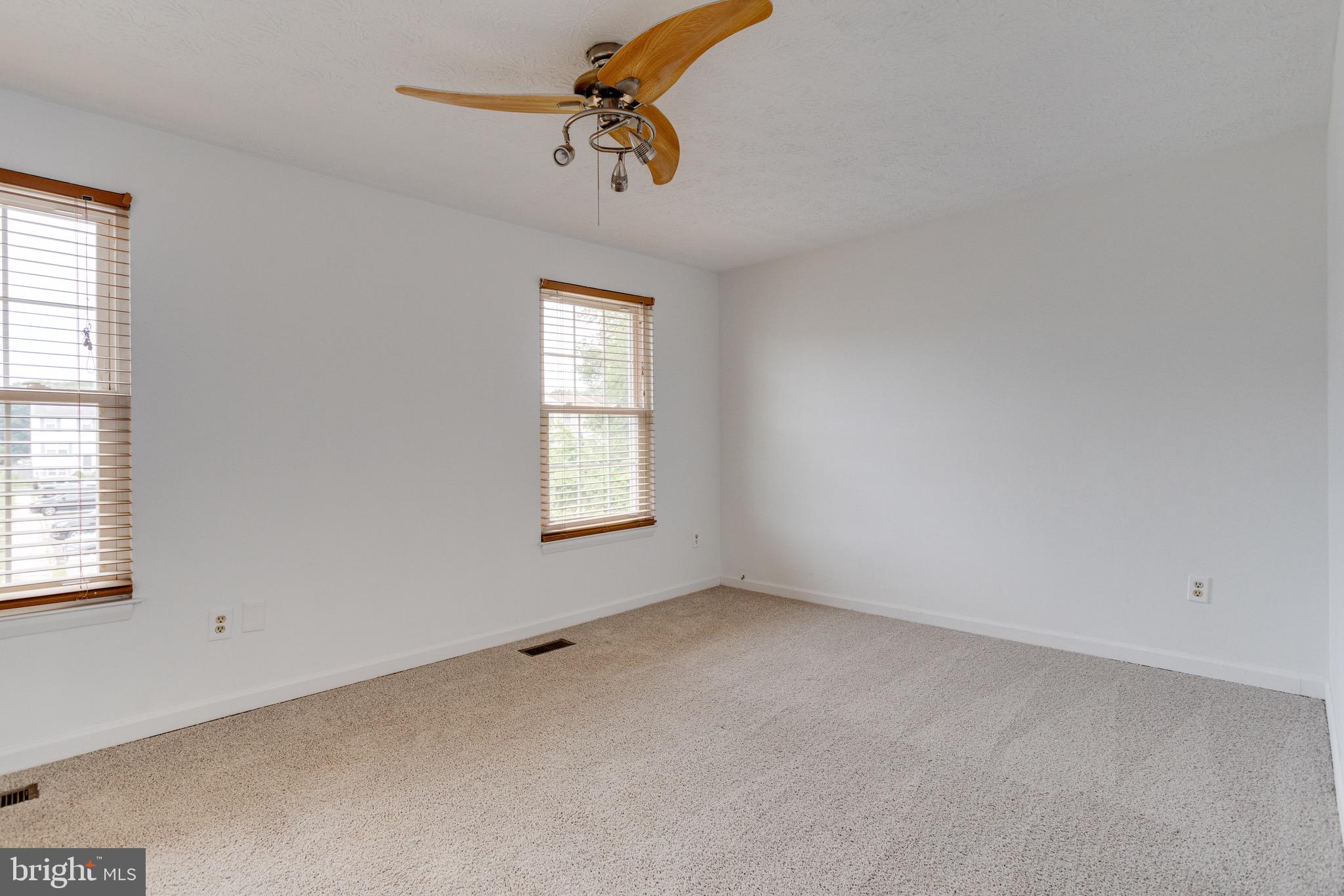 4023 Rustico Road Baltimore, MD 21220 - Photo 19 of 45