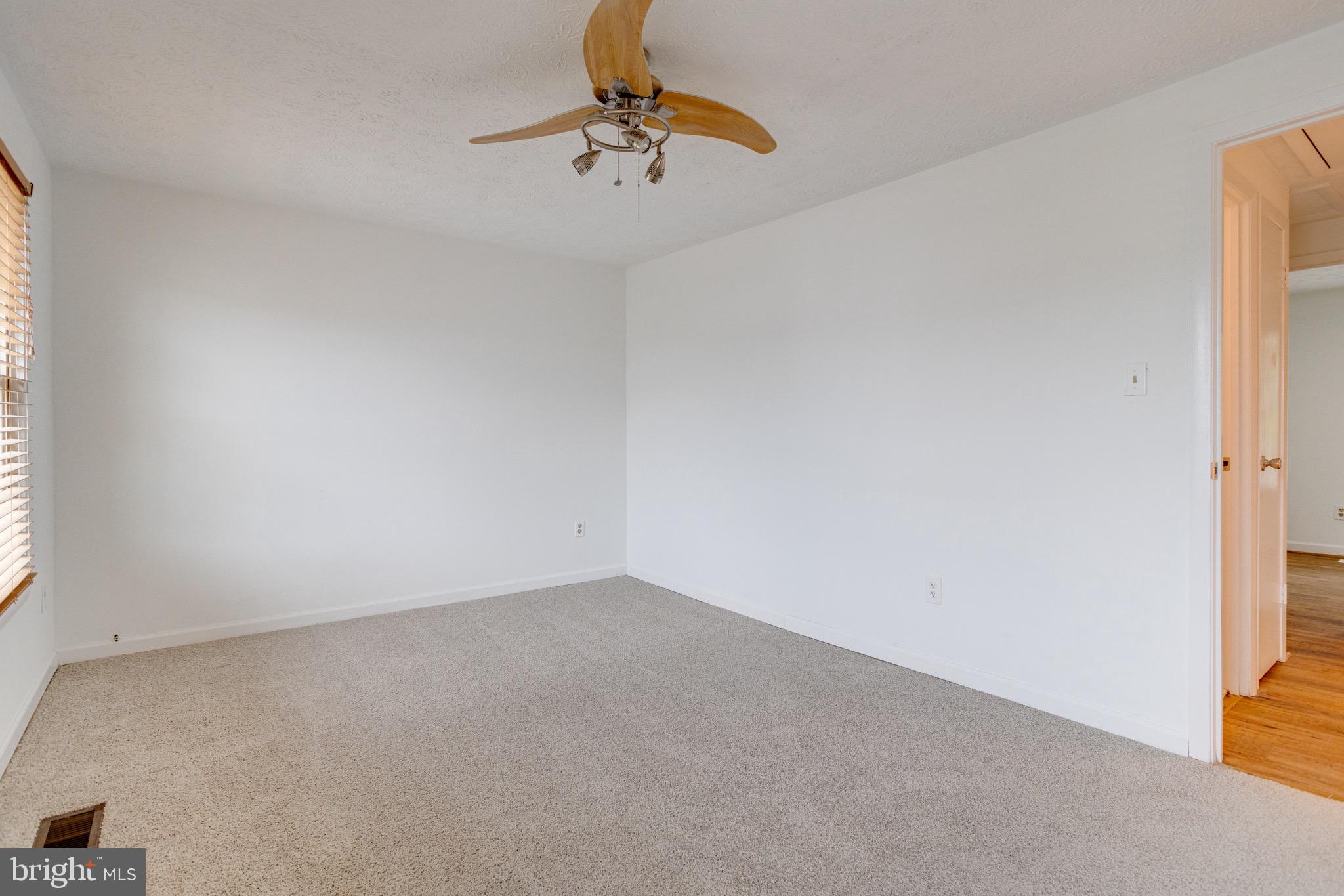 4023 Rustico Road Baltimore, MD 21220 - Photo 21 of 45