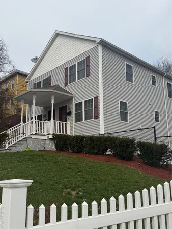 $4,000 | 115 A High Street, Peekskill, NY 10566