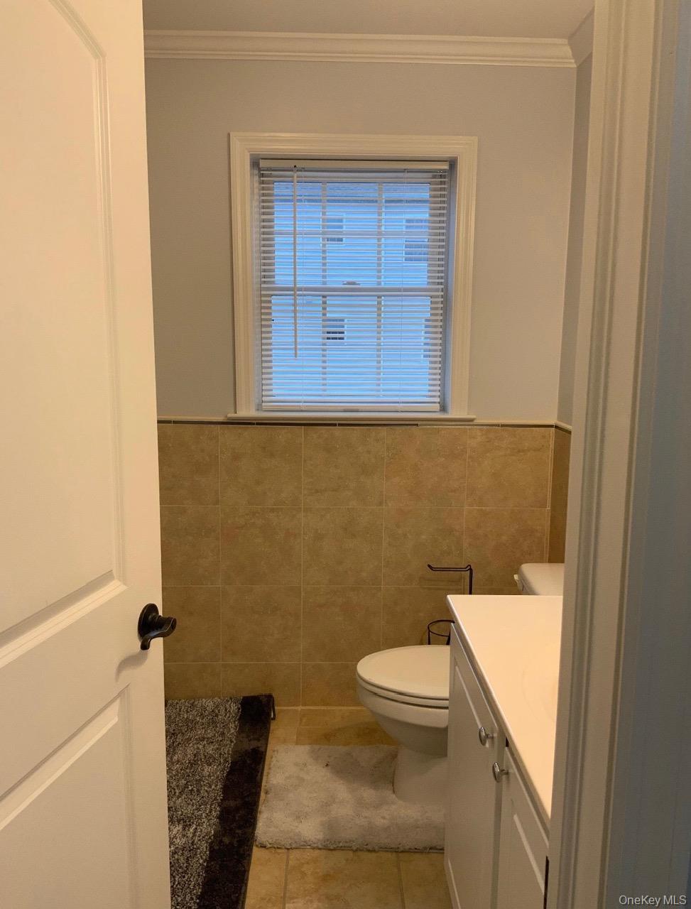 115 A High Street Peekskill, NY 10566 - Photo 11 of 17 a bathroom with a toilet
